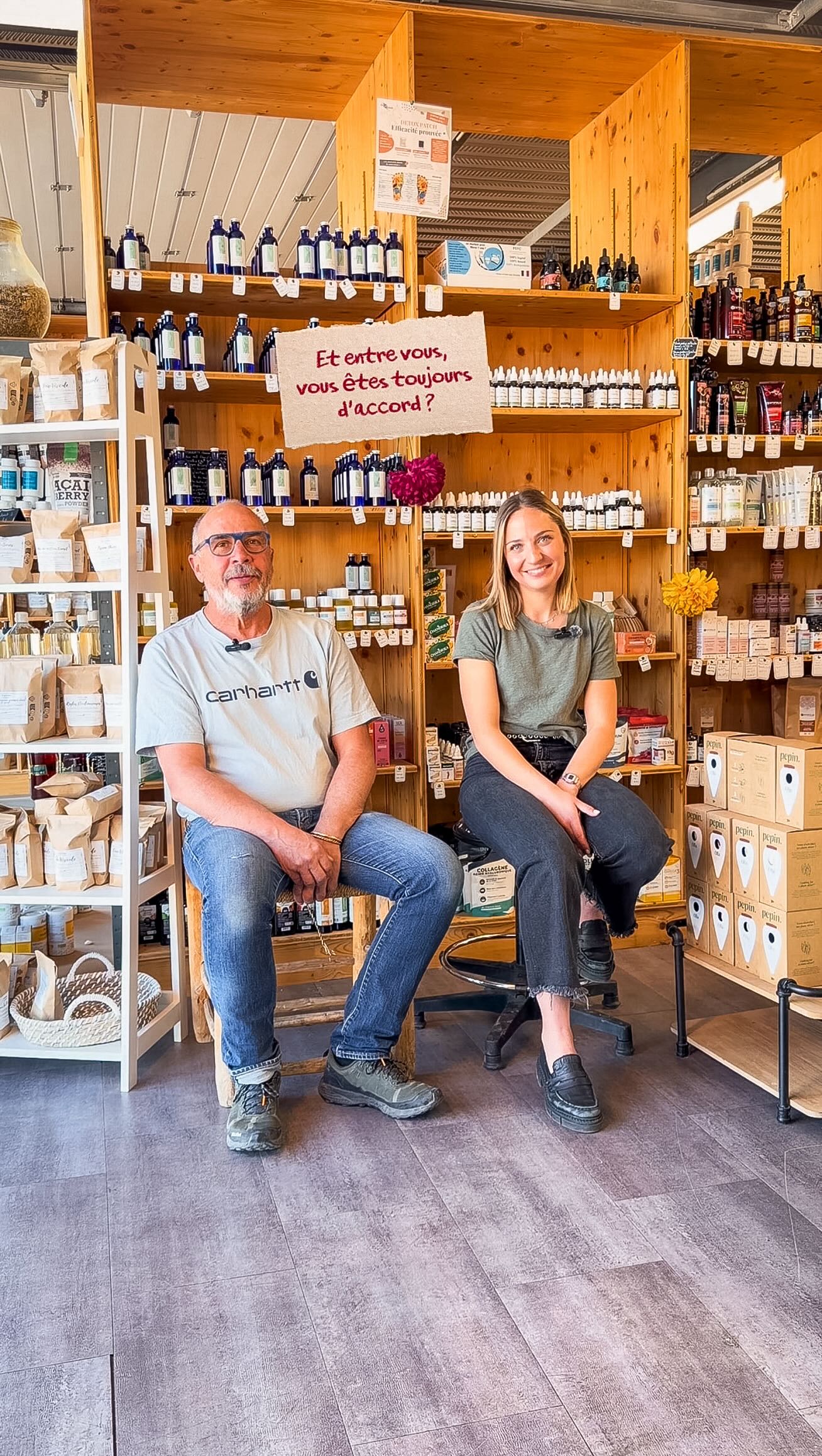 Il y a des histoires qu’on ne raconte pas… on les transmet. 🌿

Ici, ce n’est pas juste une boutique.
C’est un savoir, une expérience, et surtout une relation.

Jean et Iléana vous accueillent, vous écoutent, et prennent le temps de vous conseiller selon vos besoins.
Parce que le naturel ne se choisit pas au hasard… il se comprend.

À Vesoul, une adresse où le naturel prend tout son sens.

📍 Verveine Menthe
Passez nous voir 😉

#vesoul #hautesaone #verveinementhe #commercelocal #boutiquelocale